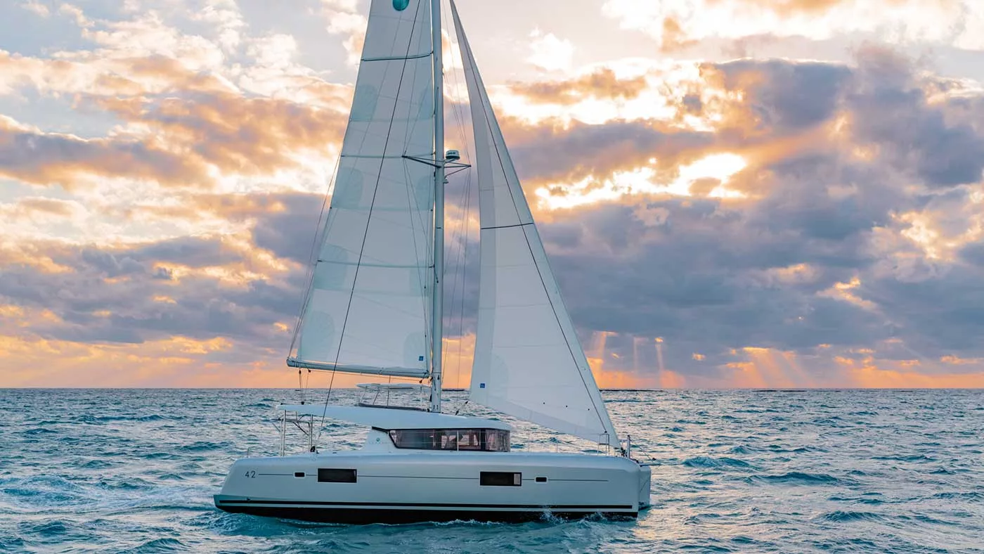 Lagoon 42