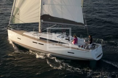 Jeanneau 409- 2012